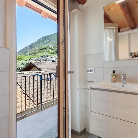 The Mountain House * 艾马维尔