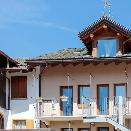 The Mountain House 公寓